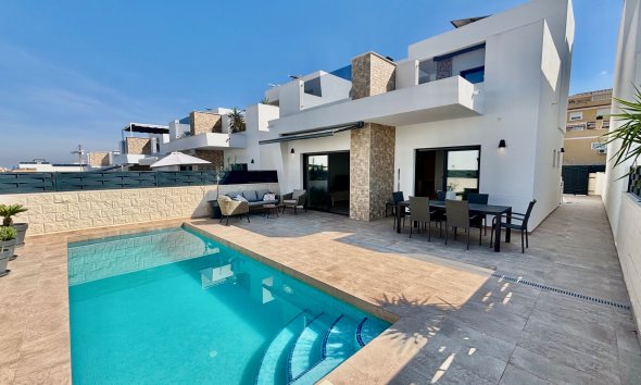 Adosado - Obra nueva - Benijofar -
                Benijofar