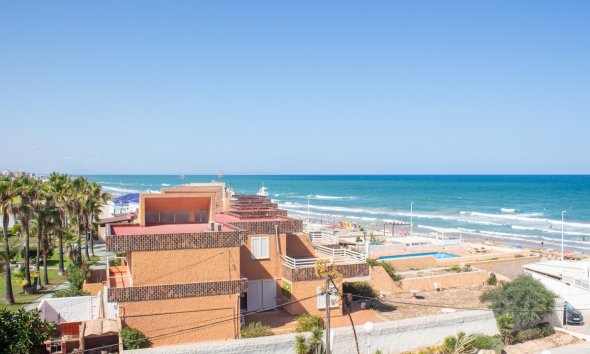 Apartment - Middle Floor Apartment - Resale - Torrevieja -
                La Mata