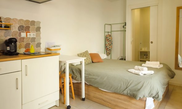 Comercial - Reventa - Alicante -
                Center