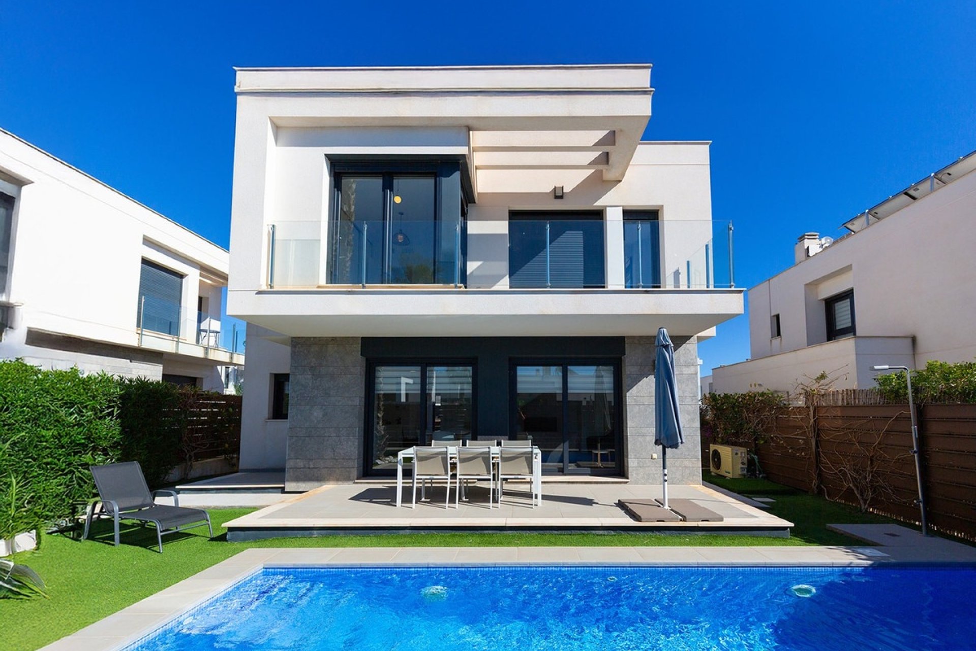 Herverkoop - House - Detached Villa - Orihuela - Vistabella Golf