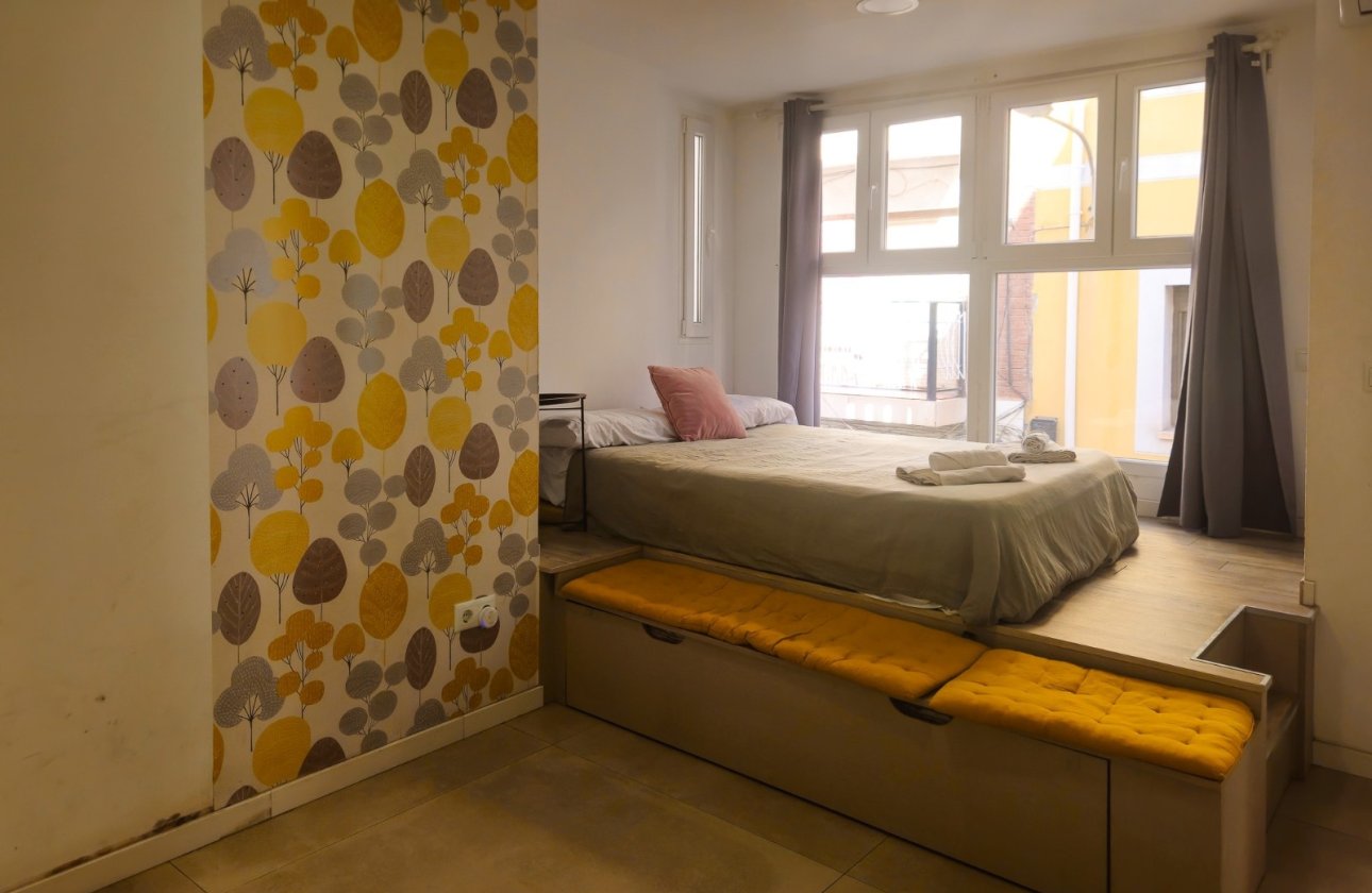 Herverkoop - Reclame - Alicante - Center