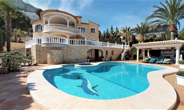 House - Detached Villa - Revente - Calpe -
                Calpe Centro