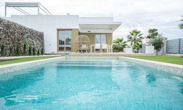 House - Semi-Detached House - Resale - Orihuela -
                Vistabella Golf