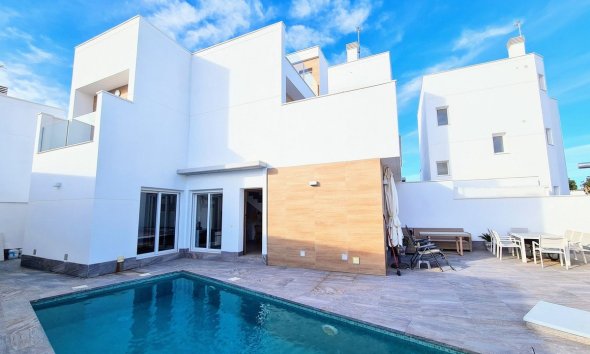 House - Detached Villa - Herverkoop - San Pedro del Pinatar -
                San Pedro del Pinatar Centro