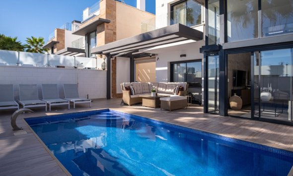 House - Detached Villa - Resale - Orihuela -
                Lomas de Cabo Roig