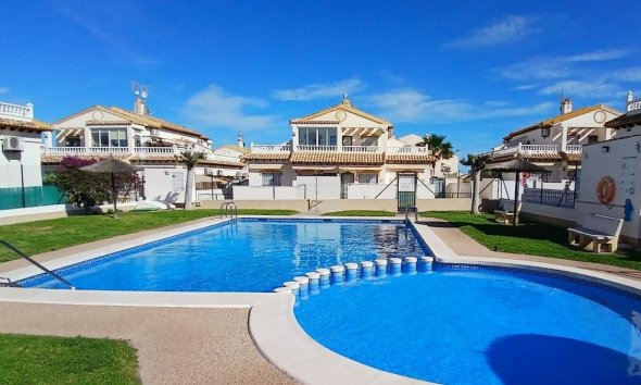 House - Townhouse - Herverkoop - Orihuela -
                Punta Prima
