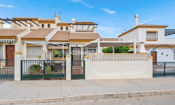 House - Townhouse - Reventa - Orihuela -
                La Zenia