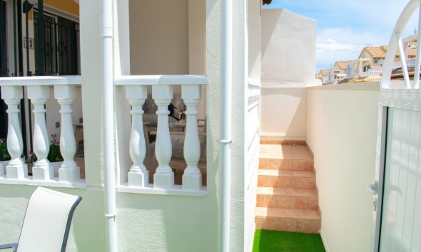 House - Townhouse - Revente - Orihuela -
                Punta Prima