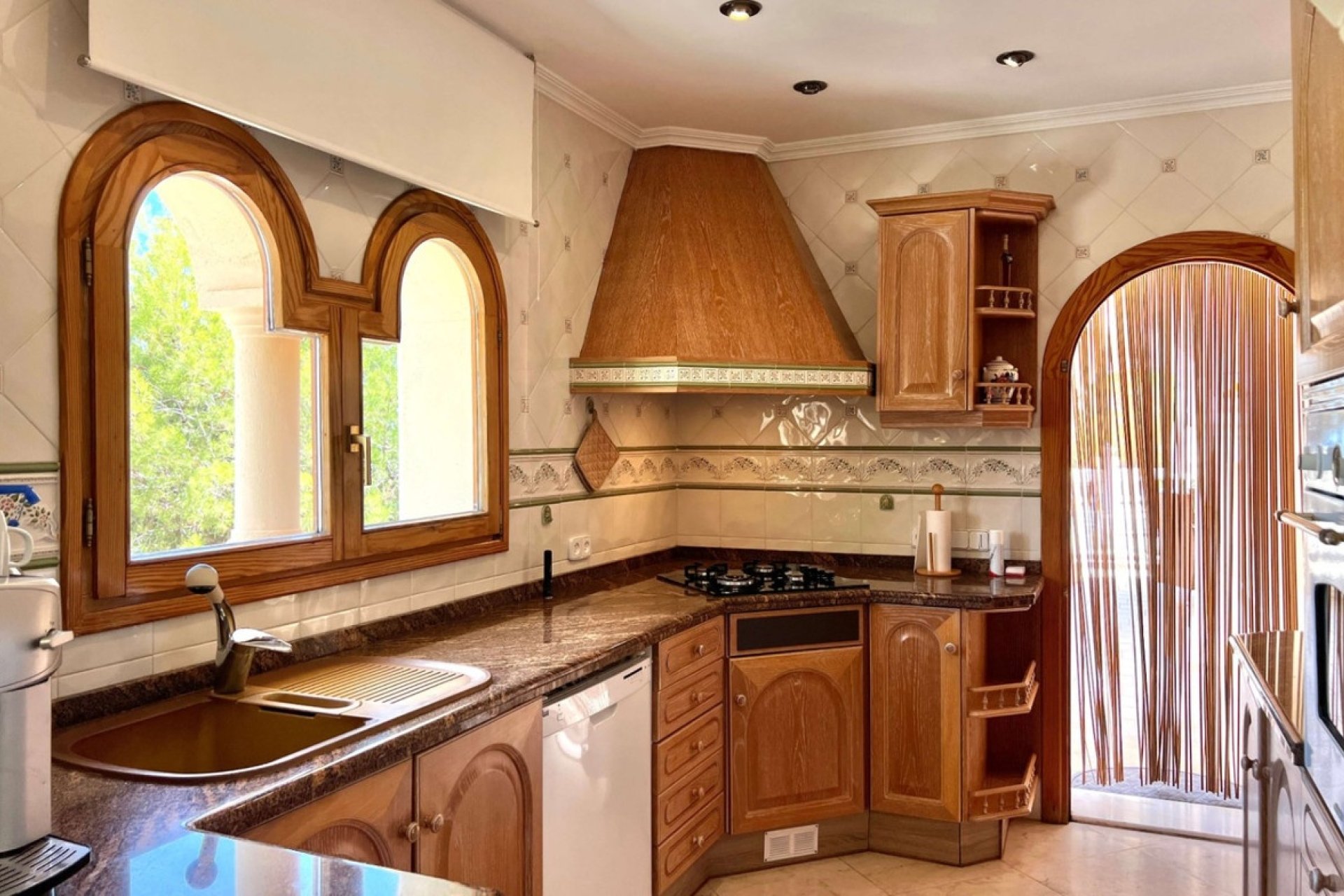 Resale - House - Detached Villa - Calpe - Calpe Centro