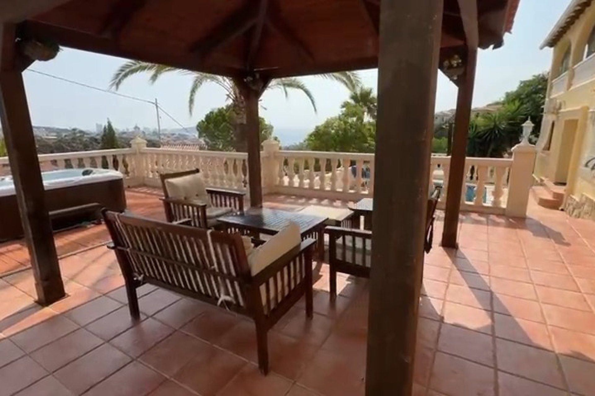 Resale - House - Detached Villa - Calpe - Calpe Centro