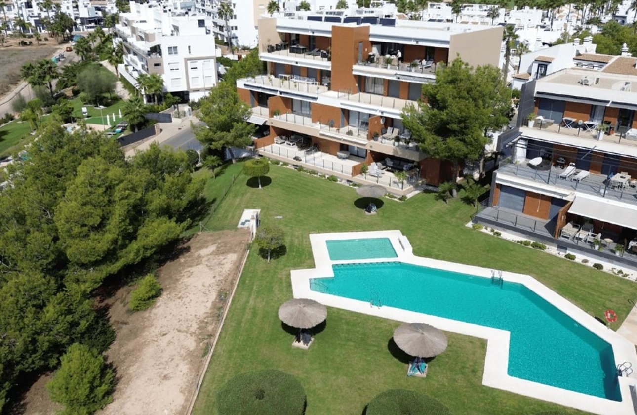 Resale - Apartment - Ground Floor Apartment - Orihuela - Villamartin