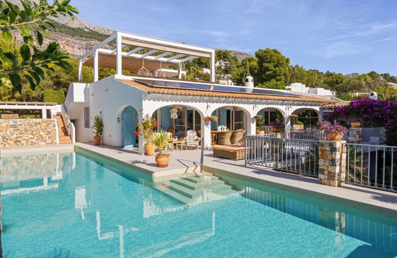 Resale - House - Detached Villa - Altea - Altea Centro