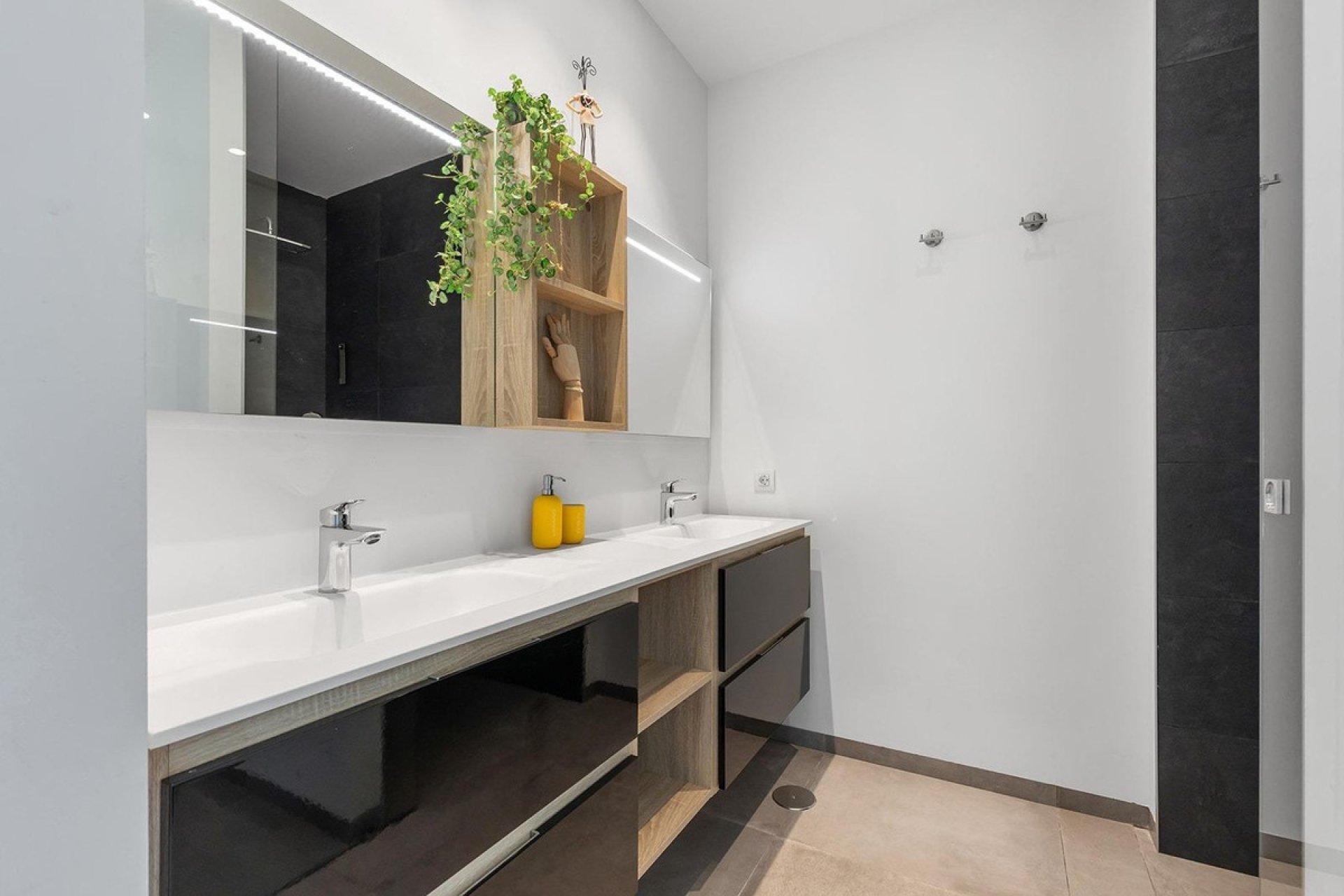 Resale - House - Detached Villa - Orihuela - Las Colinas Golf