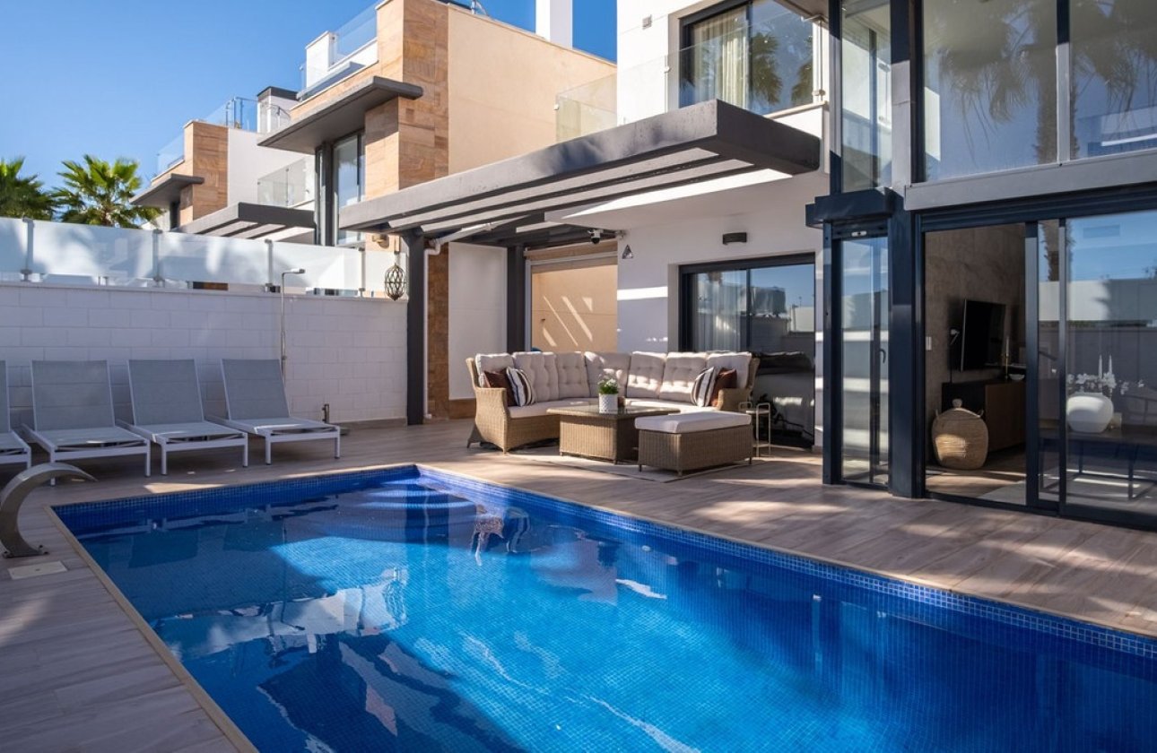 Resale - House - Detached Villa - Orihuela - Lomas de Cabo Roig