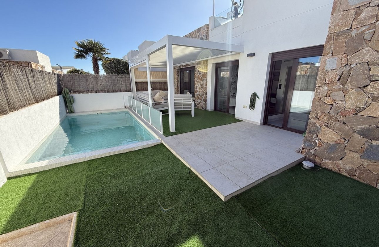 Resale - House - Detached Villa - Orihuela - Lomas de Cabo Roig