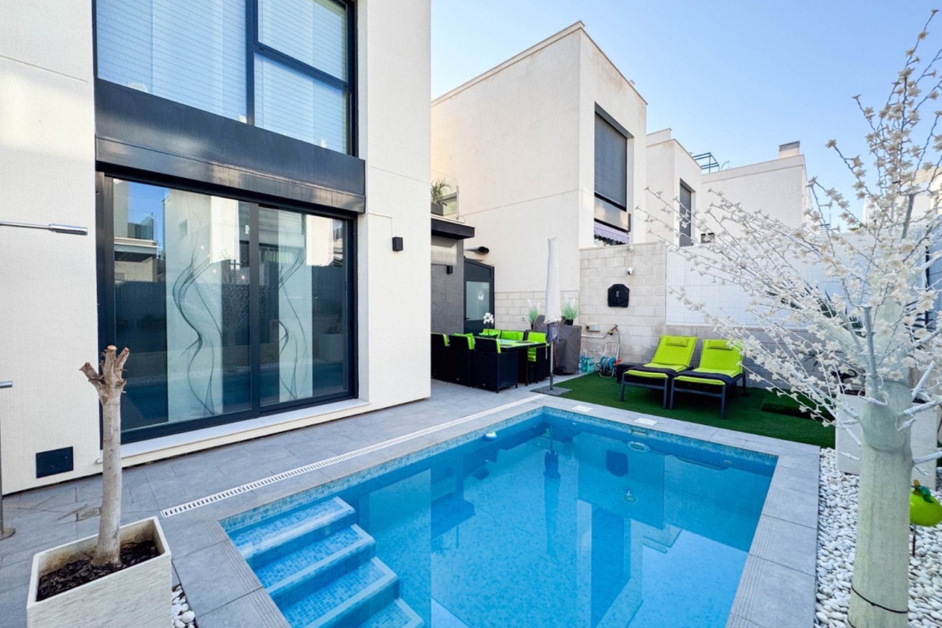 Resale - House - Detached Villa - Orihuela - Los Altos