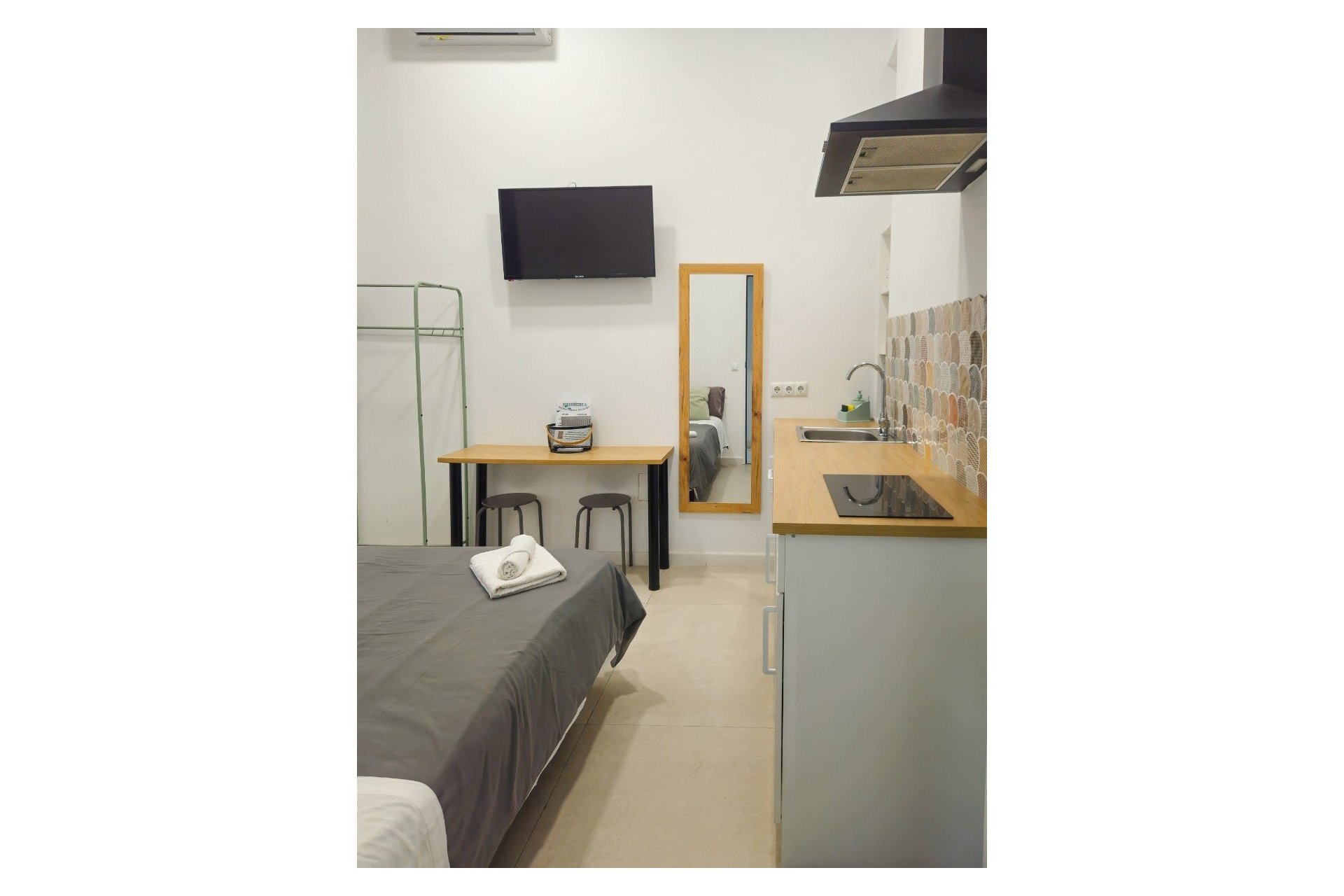 Reventa - Comercial - Alicante - Center