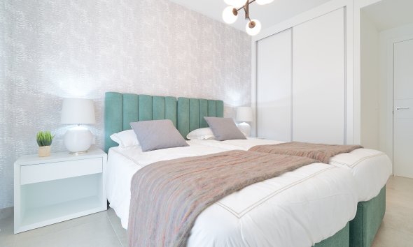 Obra nueva - Bungalow - Estepona