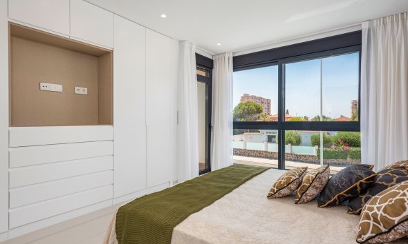 New Build - Townhouse - Playa Paraiso