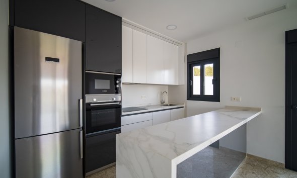 Obra nueva - Adosado - Coloma