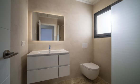 Obra nueva - Adosado - Coloma