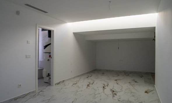 Obra nueva - Adosado - Coloma