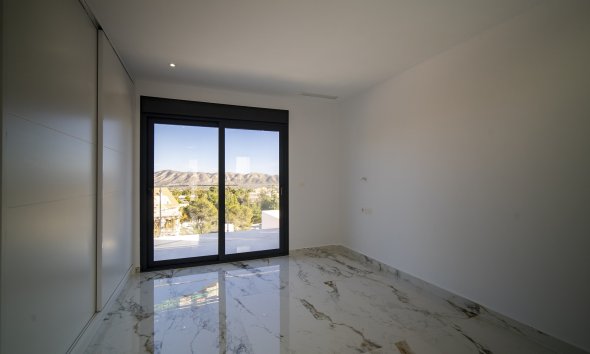 Obra nueva - Adosado - Coloma