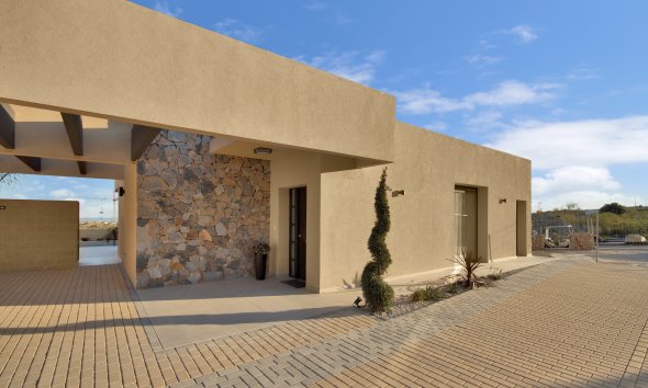 Obra nueva - Adosado - Baños y Mendigo