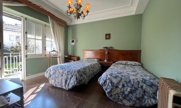 Resale - House - Detached Villa - Denia - Denia Centro