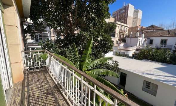 Resale - House - Detached Villa - Denia - Denia Centro