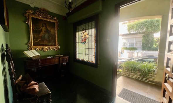 Resale - House - Detached Villa - Denia - Denia Centro