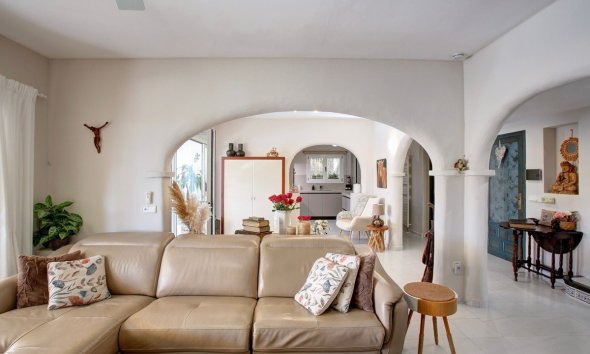 Resale - House - Detached Villa - Calpe - Calpe Centro