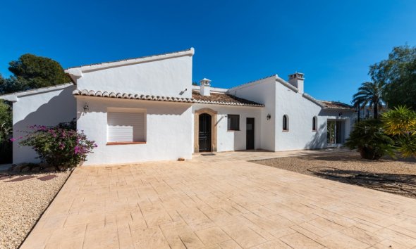 Resale - House - Detached Villa - Jávea - Xàbia - Jávea - Xàbia Centro