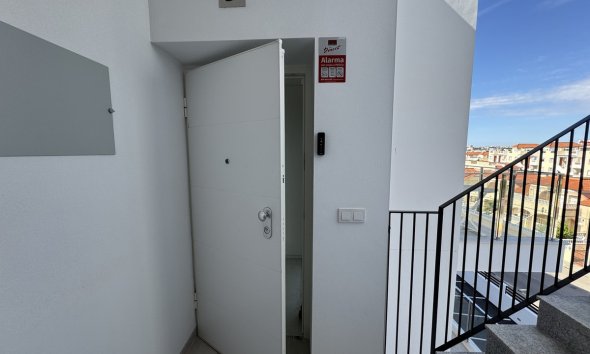 Herverkoop - Apartment - Penthouse - Orihuela - Playa Flamenca