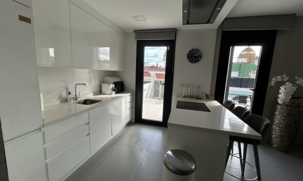 Resale - House - Detached Villa - Orihuela - Los Balcones