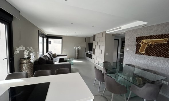 Resale - House - Detached Villa - Orihuela - Los Balcones