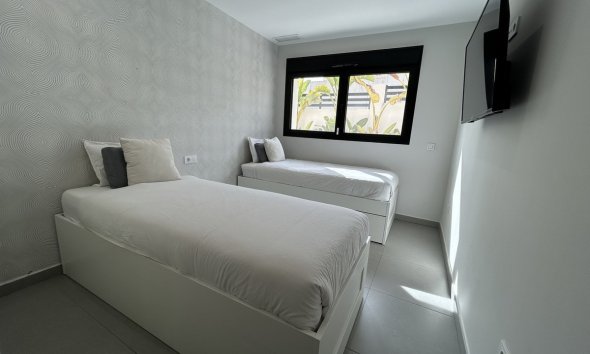 Resale - House - Detached Villa - Orihuela - Los Balcones