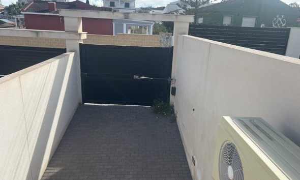 Resale - House - Detached Villa - Orihuela - Los Balcones