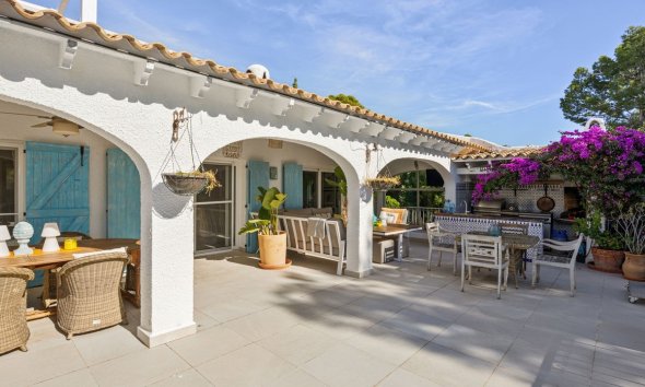 Resale - House - Detached Villa - Altea - Altea Centro