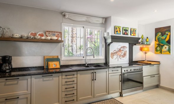 Resale - House - Detached Villa - Altea - Altea Centro