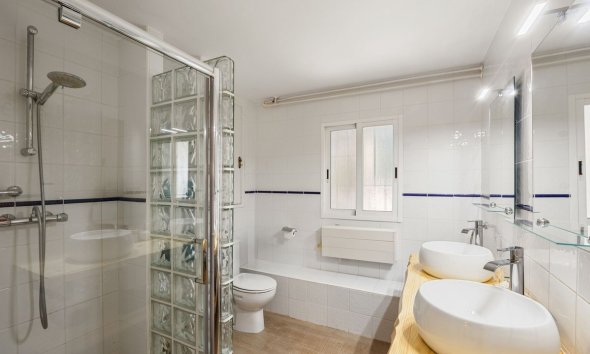 Resale - House - Detached Villa - Altea - Altea Centro