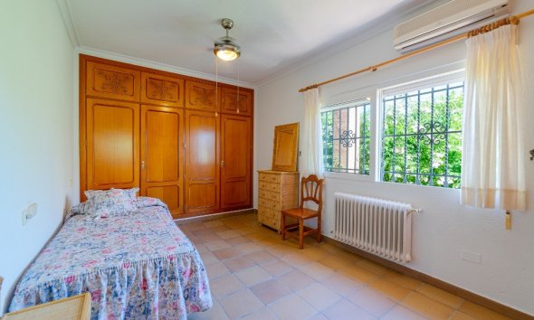 Resale - House - Detached Villa - Orihuela - Campoamor