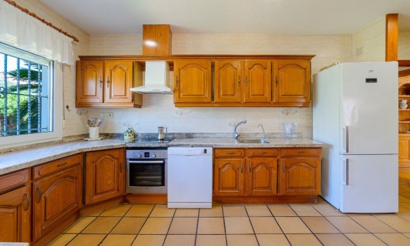 Resale - House - Detached Villa - Orihuela - Campoamor