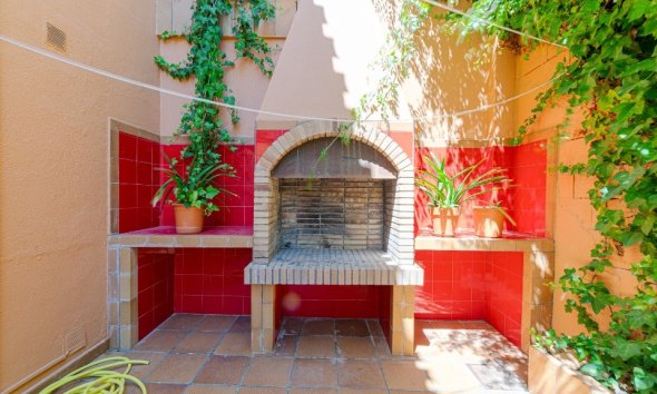 Resale - House - Detached Villa - Orihuela - Campoamor