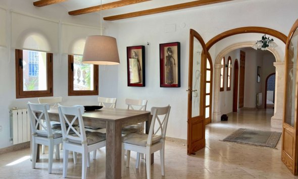 Resale - House - Detached Villa - Calpe - Calpe Centro