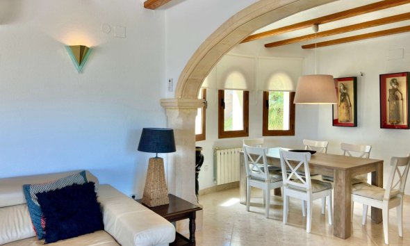 Resale - House - Detached Villa - Calpe - Calpe Centro