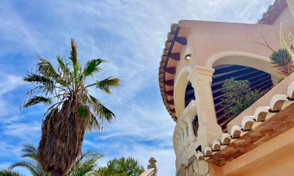 Resale - House - Detached Villa - Calpe - Calpe Centro