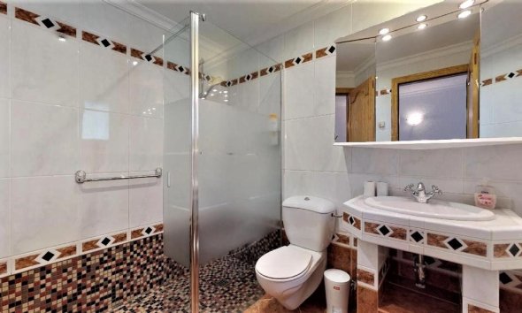 Resale - House - Detached Villa - Calpe - Calpe Centro