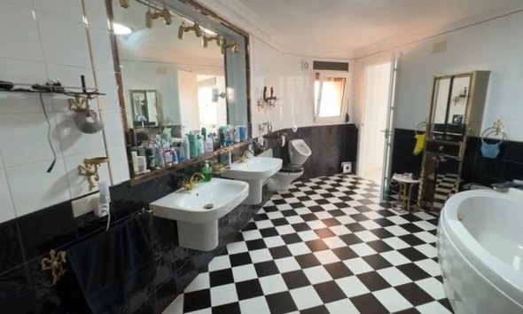 Resale - House - Detached Villa - Calpe - Calpe Centro