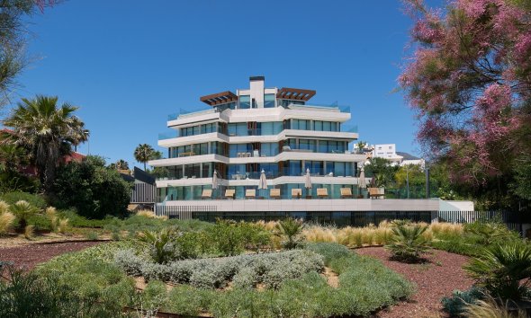 Obra nueva - Apartamento / piso - Estepona